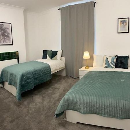 Guest Rooms In Camden Town London Exterior photo