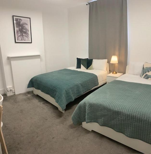 Guest Rooms In Camden Town London Exterior photo