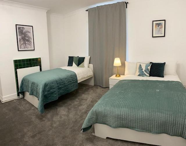 Guest Rooms In Camden Town London Exterior photo