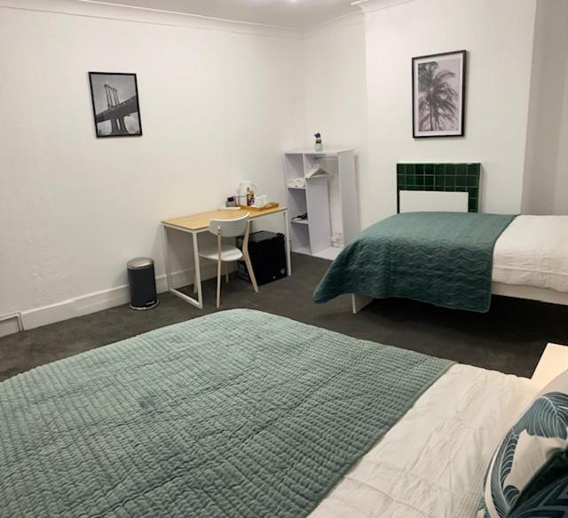 Guest Rooms In Camden Town London Exterior photo